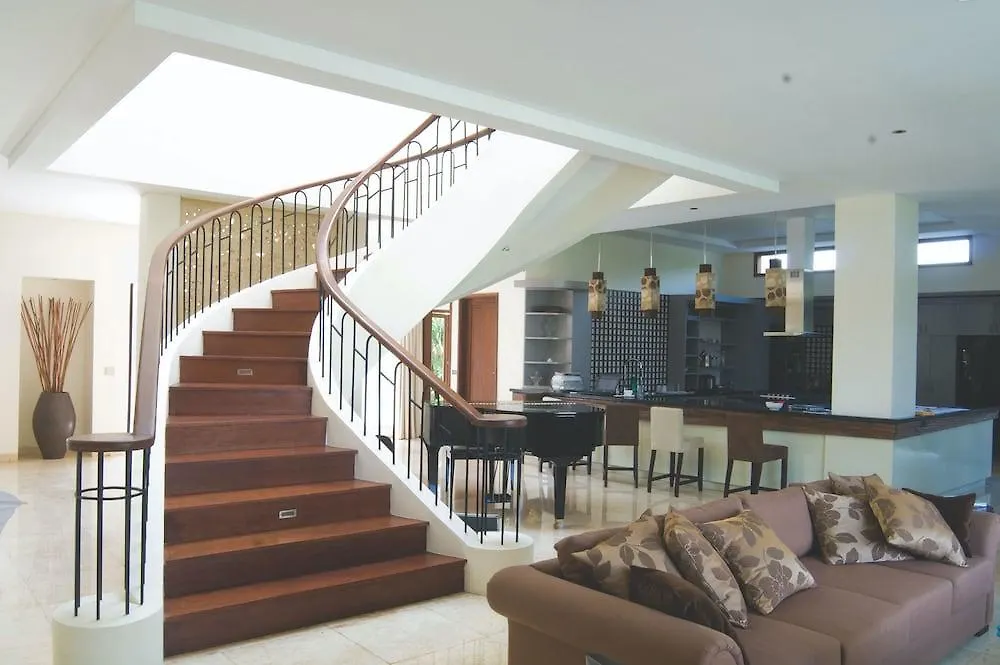 קנגו Villa Kaira אינדונזיה